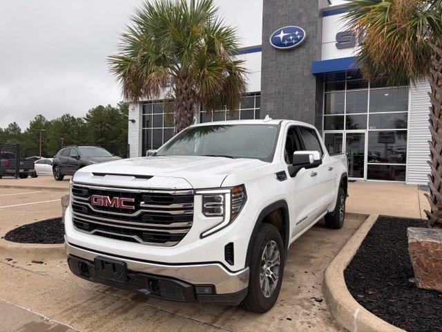 Used 2025 GMC Sierra 1500 SLT AWD/4WD image 3