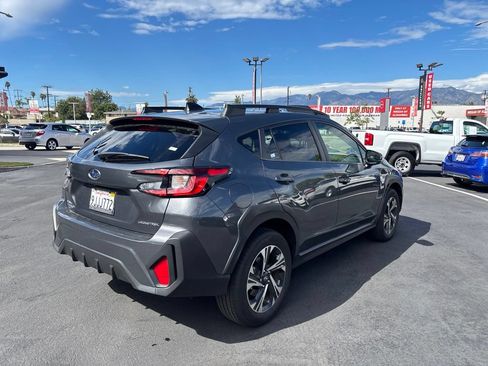 Used 2024 Subaru Crosstrek 2.0i Premium w/ Crosstrek Mirror Package AWD/4WD image 4