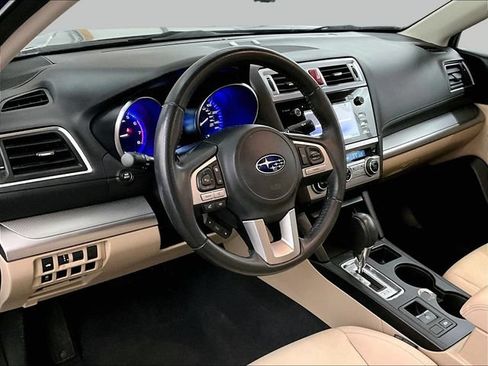 Used 2017 Subaru Legacy 2.5i Premium AWD/4WD image 12