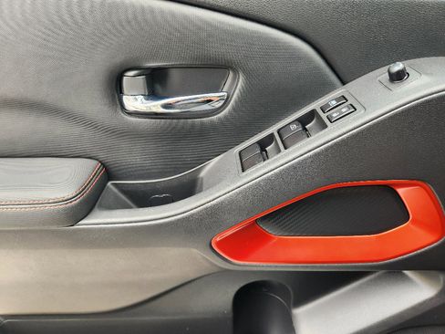 Used 2022 Nissan Frontier Pro-X image 25