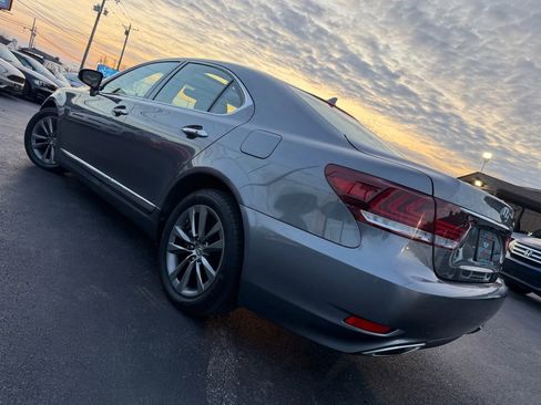 Used 2013 Lexus LS 460 AWD image 46