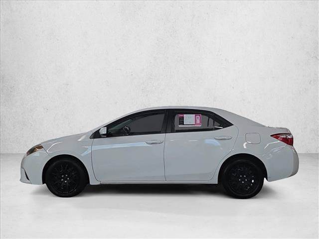 Used 2015 Toyota Corolla LE FWD image 9