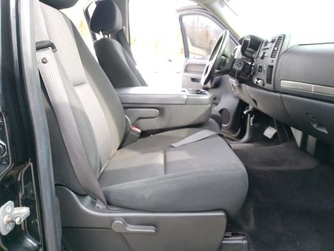 Used 2011 GMC Sierra 2500 SLE w/ SLE Preferred Package image 26