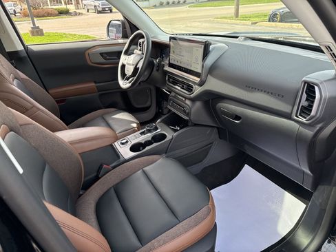 Used 2025 Ford Bronco Sport Outer Banks w/ Outer Banks Tech Package+ image 44