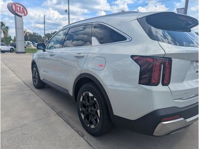 New 2026 Kia Sorento S w/ S Panoramic Sunroof Package