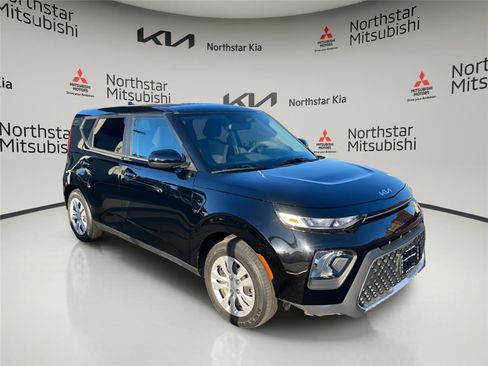 Used 2022 Kia Soul LX FWD image 5