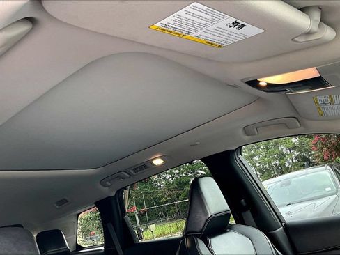 Used 2026 INFINITI QX60 Luxe w/ Family Package FWD image 28