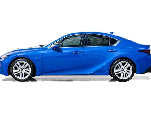 Used 2021 Lexus IS 300 w/ Accessory Package image 10