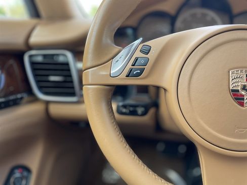 Used 2012 Porsche Panamera Turbo image 31