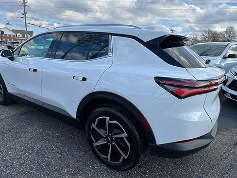 New 2026 Chevrolet Equinox EV LT image 7