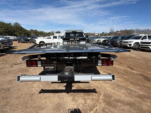 New 2025 RAM 5500 2WD Regular Cab image 9