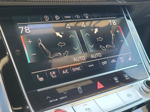 Used 2022 Audi SQ8 Prestige w/ Prestige Package image 27