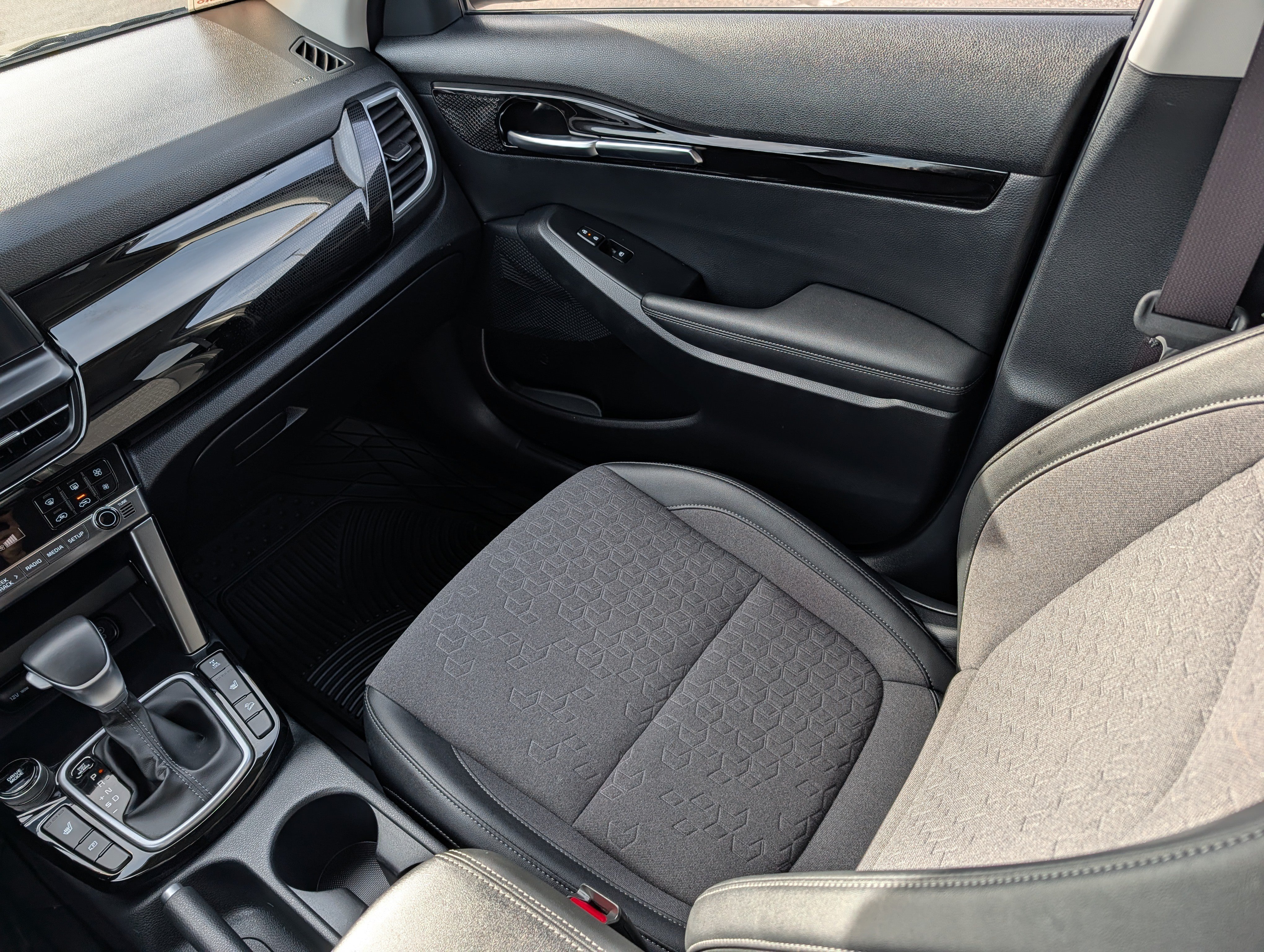 Certified 2024 Kia Seltos S AWD/4WD image 11