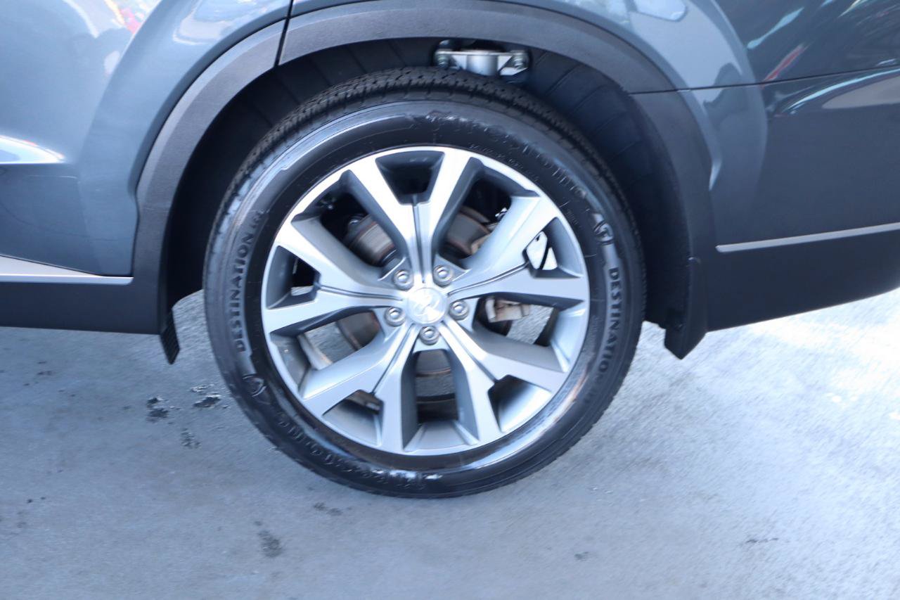 Used 2020 Hyundai Palisade SEL w/ Premium Package FWD image 11