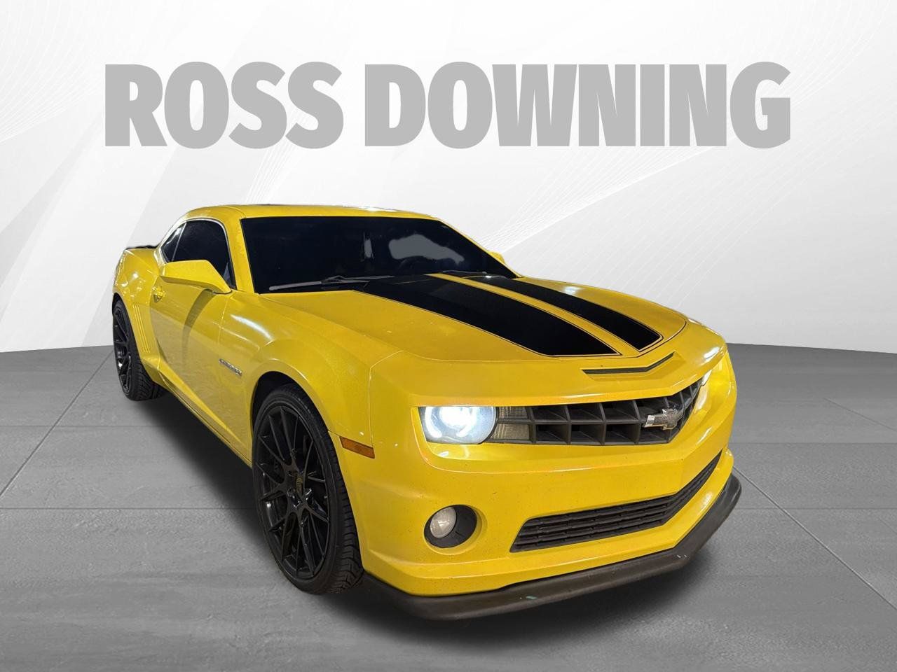 Used 2011 Chevrolet Camaro SS w/ RS Package RWD image 3