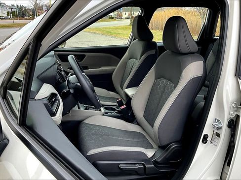 Used 2025 Subaru Forester image 8