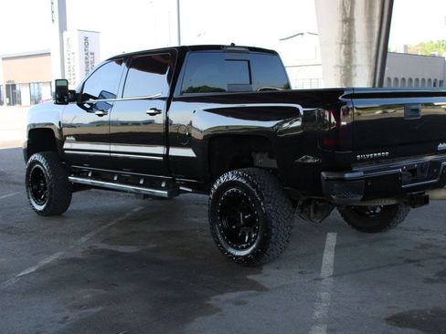 Used 2016 Chevrolet Silverado 2500 High Country w/ Duramax Plus Package AWD/4WD image 8