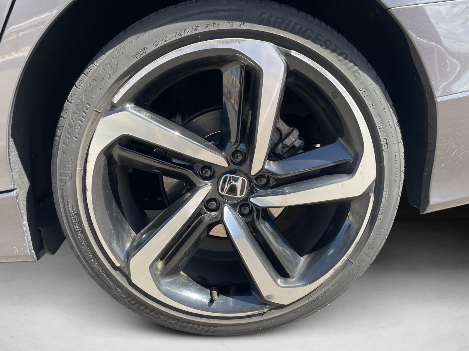 Used 2020 Honda Accord Sport image 9