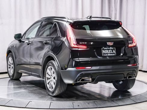Used 2023 Cadillac XT4 Sport FWD image 2