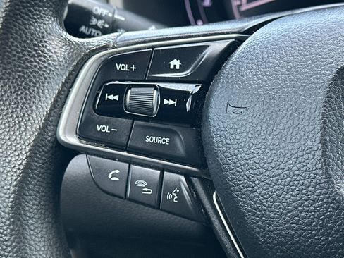 Used 2019 Honda Accord LX image 10