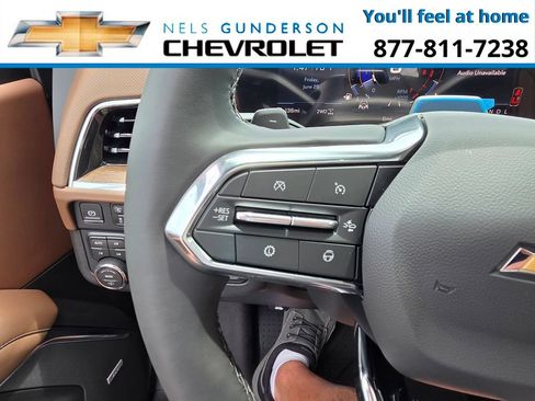 New 2026 Chevrolet Suburban High Country AWD/4WD image 38