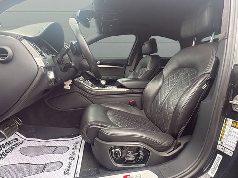 Used 2013 Audi S8 4.0T image 11
