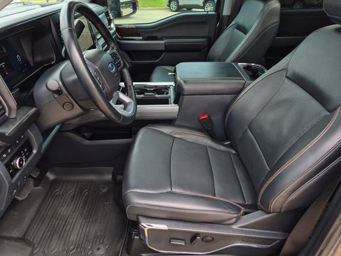 Used 2023 Ford F350 Lariat w/ Lariat Ultimate Package image 39