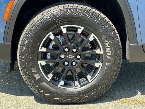 New 2026 Chevrolet Traverse Z71 w/ Enhanced Driving Package AWD/4WD image 34