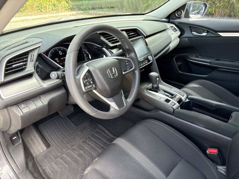 Used 2018 Honda Civic EX image 21