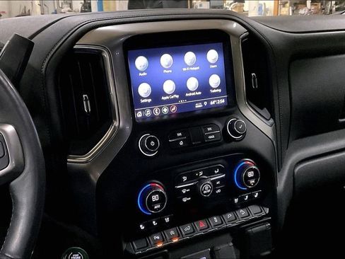 Used 2019 Chevrolet Silverado 1500 LTZ image 6