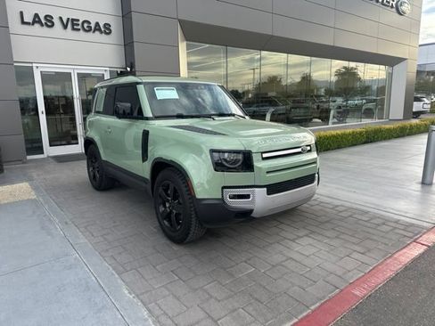 Certified 2023 Land Rover Defender 110 75th Limited Edition AWD/4WD image 3