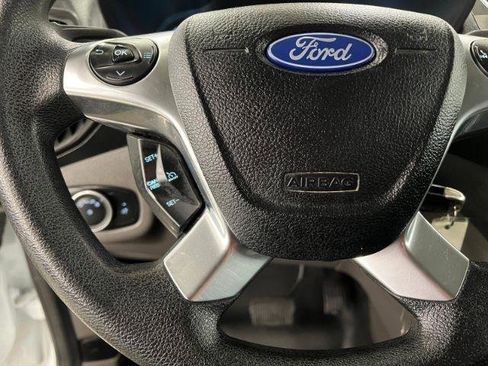 Used 2022 Ford Transit Connect XL image 10