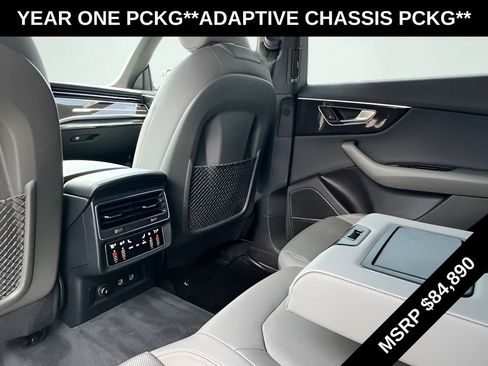 Used 2019 Audi Q8 Prestige w/ Adaptive Chassis Package AWD/4WD image 26