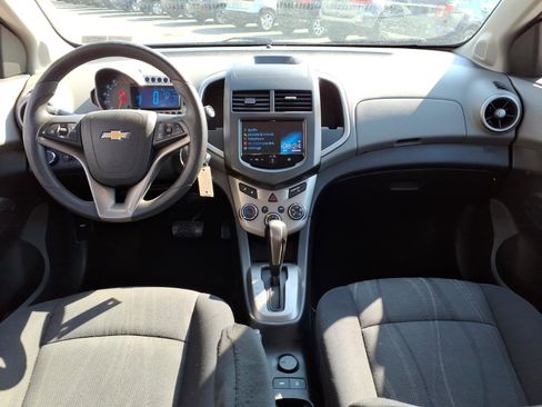 Used 2014 Chevrolet Sonic LT FWD image 7