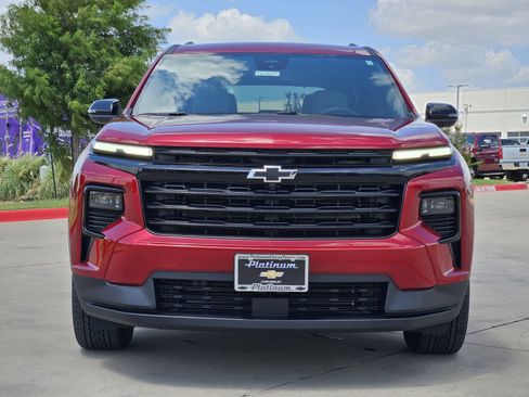 New 2027 Chevrolet Traverse LT w/ Midnight/Sport Edition FWD image 6