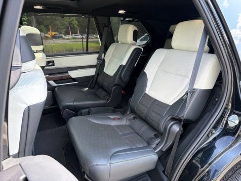 Used 2024 Toyota Sequoia Capstone AWD/4WD image 23