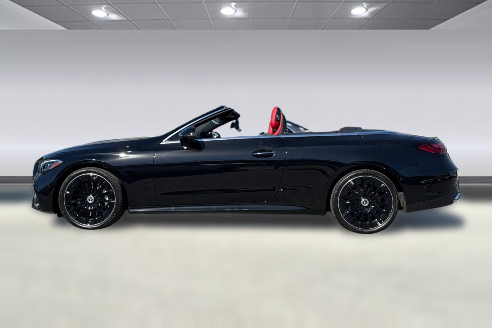 New 2026 Mercedes-Benz CLE 450 4MATIC Cabriolet image 2