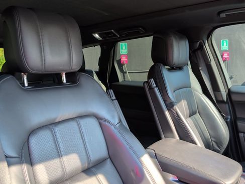 Used 2019 Land Rover Range Rover Sport HSE AWD/4WD image 27