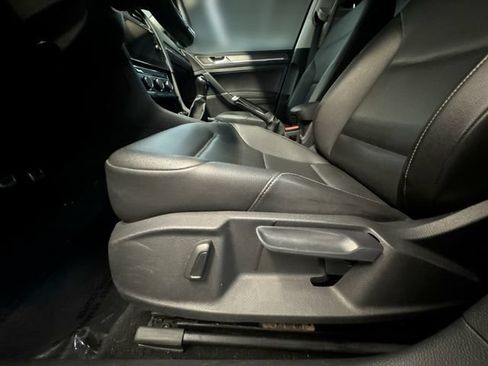 Used 2018 Volkswagen Golf Alltrack SE AWD/4WD image 15