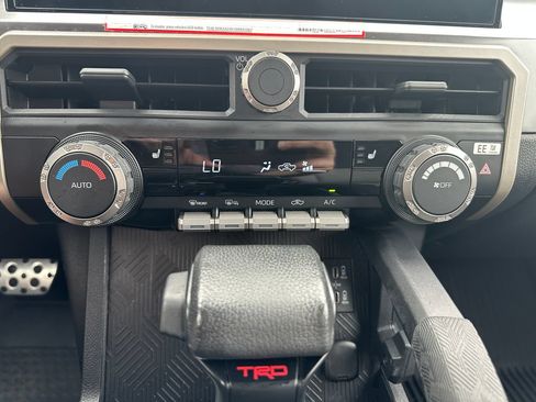 Certified 2024 Toyota Tacoma TRD Sport AWD/4WD image 19