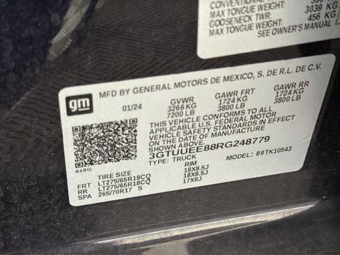 Used 2024 GMC Sierra 1500 AT4 w/ AT4 Preferred Package AWD/4WD image 29