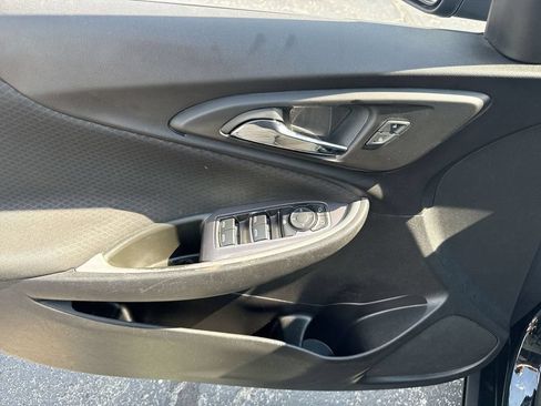 Used 2019 Chevrolet Malibu LS FWD image 23