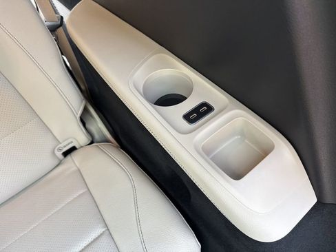 New 2025 Mercedes-Benz GLS 450 4MATIC image 22