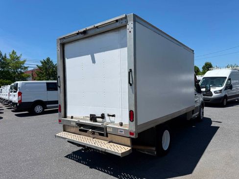 Used 2019 Ford Transit 350 156 DRW RWD image 3