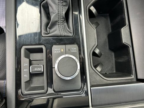 Used 2024 Toyota Tundra Platinum image 21