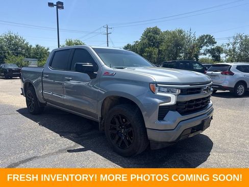 Used 2025 Chevrolet Silverado 1500 RST w/ Convenience Package II AWD/4WD image 1