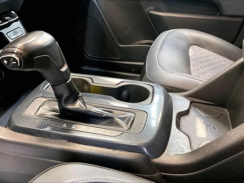 Used 2020 Chevrolet Colorado Z71 AWD/4WD image 19