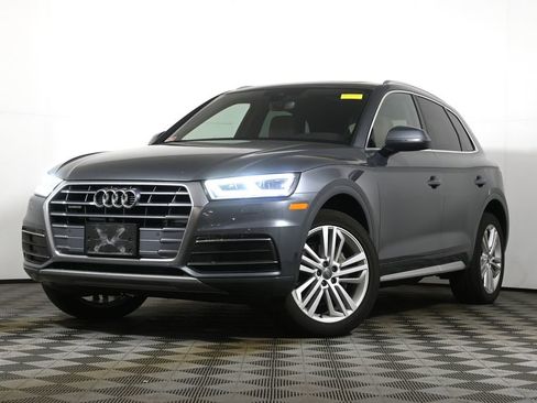 Used 2020 Audi Q5 2.0T Premium Plus w/ Premium Plus Package AWD/4WD image 1