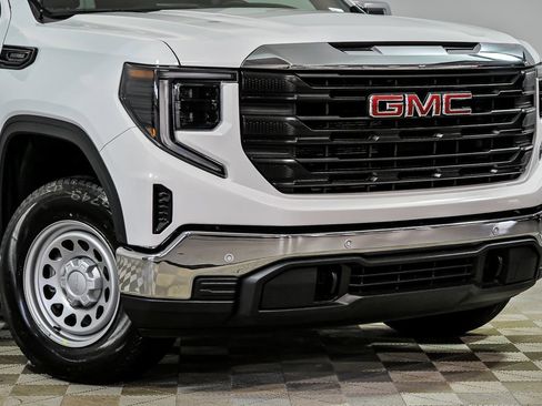 New 2026 GMC Sierra 1500 Pro image 2