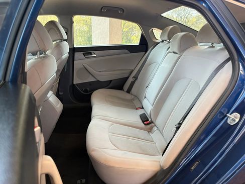 Used 2016 Hyundai Sonata SE FWD image 21